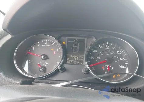 2011 Nissan Rogue S z USA, uszkodzony, nr VIN JN8AS5MV8BW680476